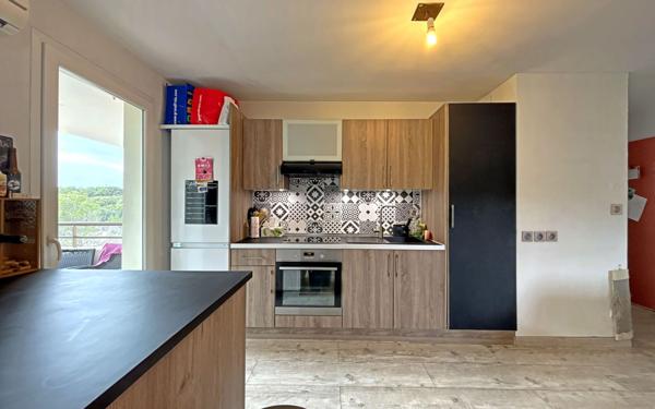 Appartement à vendre    3 pièces • 63,79 m2 Martigues