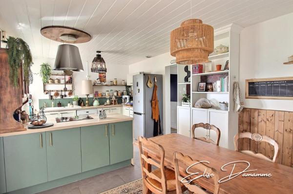 COUP DE COEUR - Montivilliers Maison atypique de 98m² avec vue dégagée, terrasse couverte et double garage