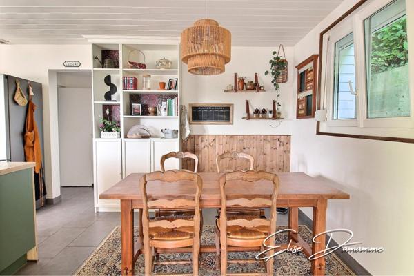 COUP DE COEUR - Montivilliers Maison atypique de 98m² avec vue dégagée, terrasse couverte et double garage