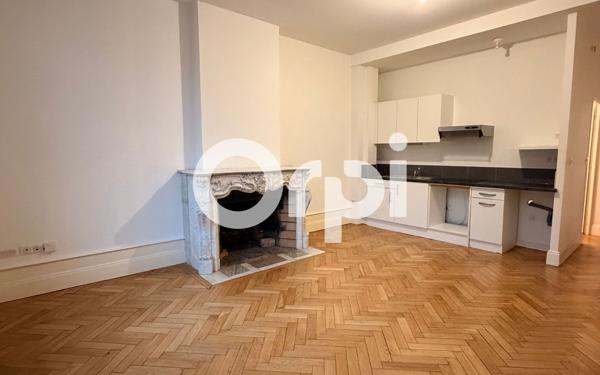 Appartement à louer    2 pièces •  Faches-Thumesnil