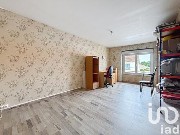 Immeuble à vendre 220 m² Le Bignon