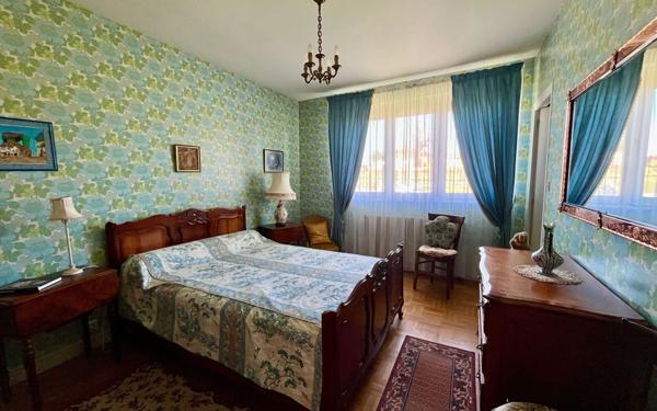 Maison à vendre    6 pièces •  La Geneytouse
