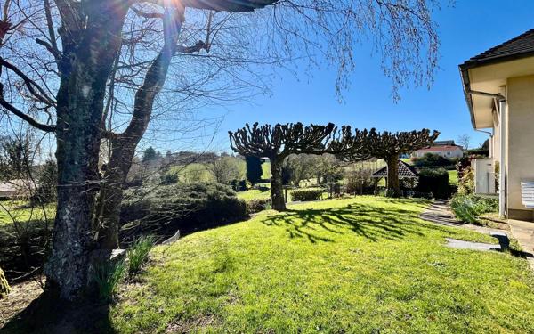 Maison à vendre    6 pièces •  La Geneytouse