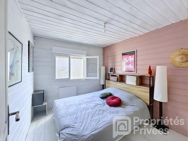 Maison de caractère pierres et bois 145 m²