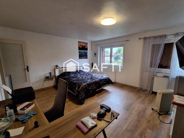 Ancienne ferme à conforter avec grange 240 m2