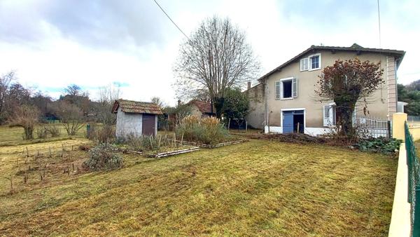 CHAUFFAILLES (71) - maison 6 piéces - 94 m2 - terrain 1750 m²