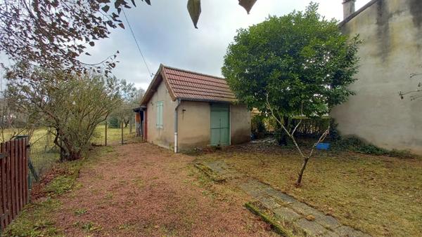 CHAUFFAILLES (71) - maison 6 piéces - 94 m2 - terrain 1750 m²