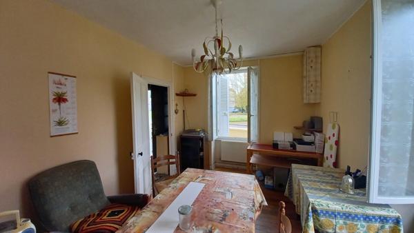 CHAUFFAILLES (71) - maison 6 piéces - 94 m2 - terrain 1750 m²