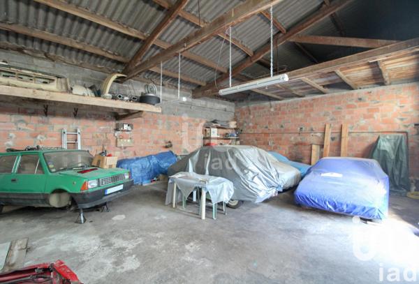 Parking à vendre 120 m² Saint-Victor-et-Melvieu