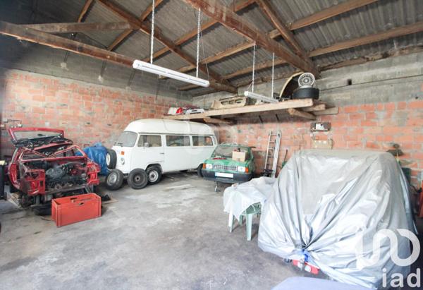 Parking à vendre 120 m² Saint-Victor-et-Melvieu