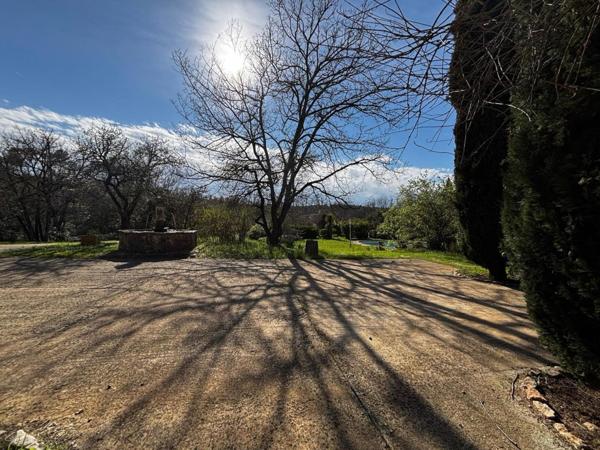 magnifique bastide du XIVème siècle