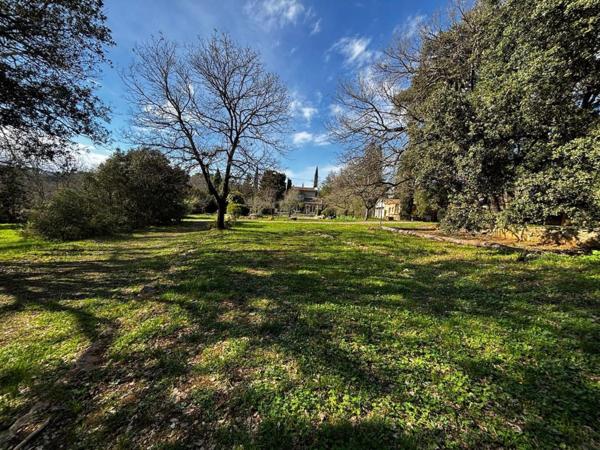 magnifique bastide du XIVème siècle