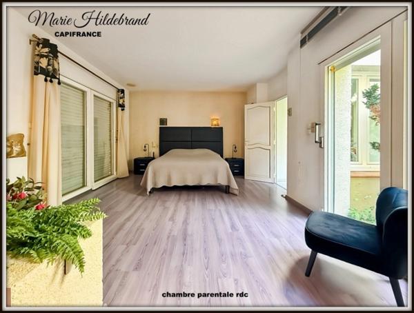 Maison d'architecte de caractère – 285 m² habitables – Vue dominante – Piscine – Grand garage