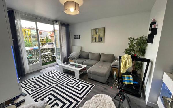 Appartement à vendre    2 pièces • 51,92 m2 Livry-Gargan