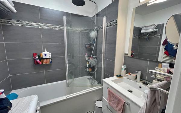 Appartement à vendre    2 pièces • 51,92 m2 Livry-Gargan