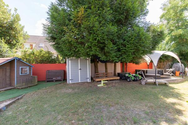 Exclusivité Propriétés-Privées - Maison familiale en milieu pavilloniare