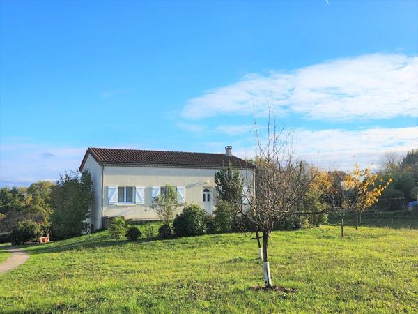 Maison sur sous-sol - avec vue - Terrain - à vendre 5 pièces proche de CASTILLONNES (47)