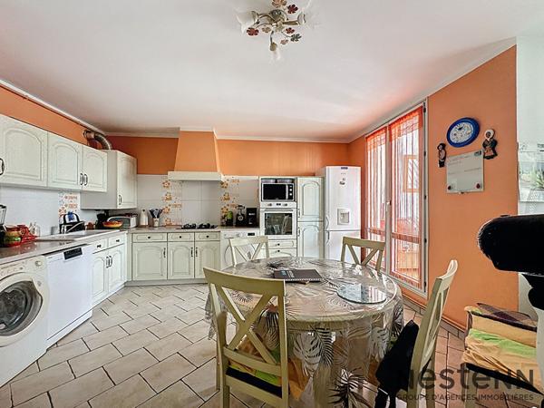Appartement Aubagne 4 pièce(s) 80 m2