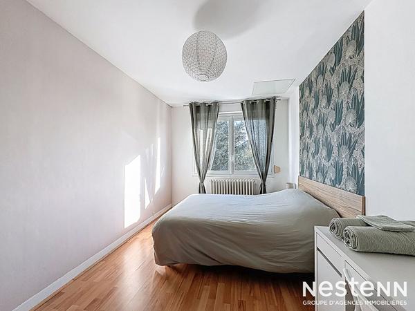 a vendre proche Angers Maison esprit loft d'environ 230m², 6 chambres