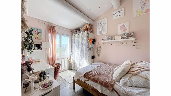 Trets - Maison T5 de163 m2 sur 4270 m² de parcelle