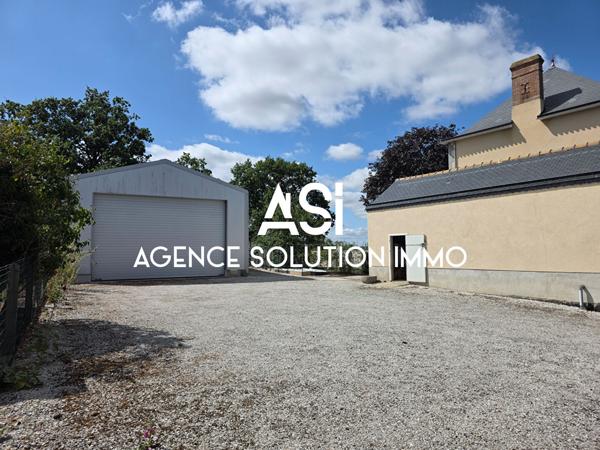 Maison bourgeoise de 176m² à Javron les Chapelles