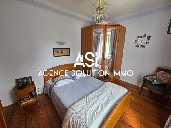 Maison bourgeoise de 176m² à Javron les Chapelles