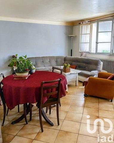 Maison traditionnelle 7 pièces de 175 m² à Itteville (91760)