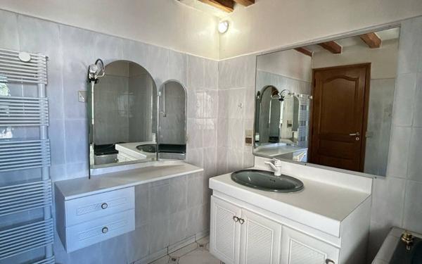 Maison à vendre    5 pièces •  Charly-sur-Marne