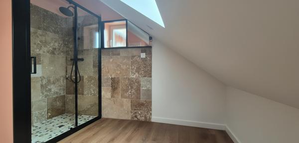 Appartement 2 pièces entièrement rénové