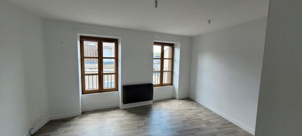 IMMEUBLE DE RAPPORT   1400€/mois