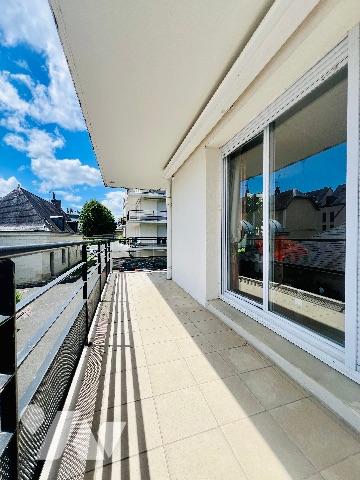 TOURS PAUL BERT – Rue Losserand | T4 de 84 m² avec ascenseur, garage, parking, cave et deux balcons