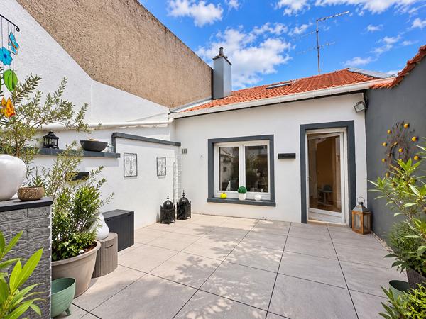 Maison de ville avec garage et son rooftop esprit riad - GARCHE