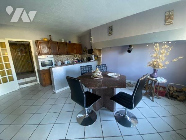 Maison en pierre de 240m² habitables sur 995m² de terrain