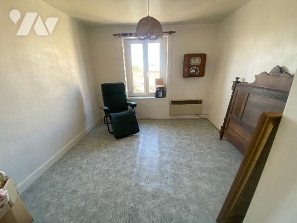Maison en pierre de 240m² habitables sur 995m² de terrain