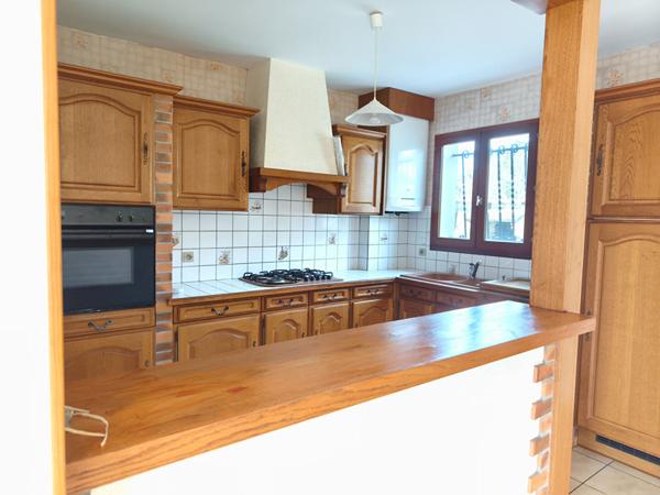 Maison Saintes 4 pièce(s) 98 m2