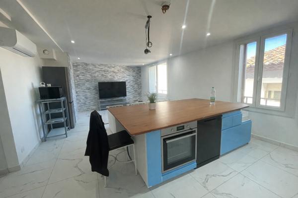 CAUMONT SUR DURANCE - IMMEUBLE DE VILLAGE AVEC GARAGE ET 2 APPARTEMENTS - SPECIAL INVESTISSEURS