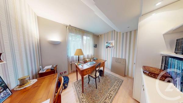 Maison à vendre  8 pièces - 250 m2 LES FINS - 25