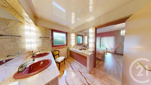 Maison à vendre  8 pièces - 250 m2 LES FINS - 25