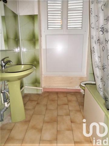 Appartement 4 pièces de 84 m² à Villeneuve-sur-Yonne (89500)