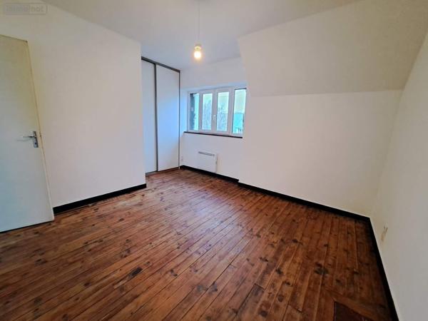 Maison à louer à Renazé en Mayenne (53800), ref : LOC076-LEVI