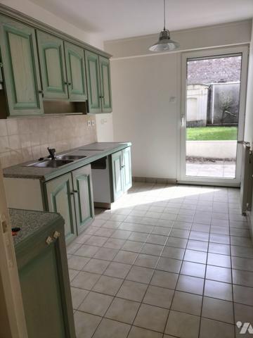 PROCHE PREFECTURE : appartement T2 au calme lumineux avec terrasse