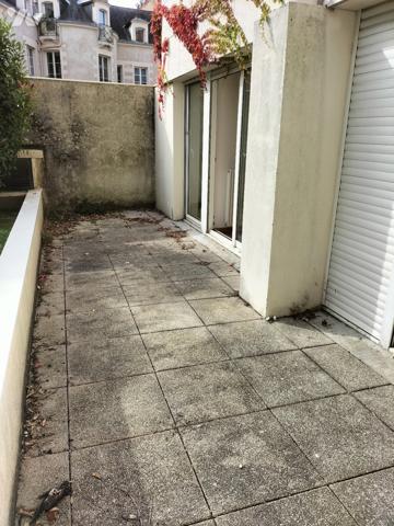 PROCHE PREFECTURE : appartement T2 au calme lumineux avec terrasse