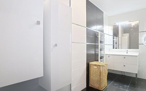 Appartement à vendre    4 pièces • 137,85 m2 Tours