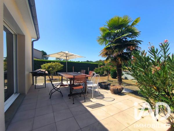 Maison à vendre 4 pièces 99 m² Montamisé
