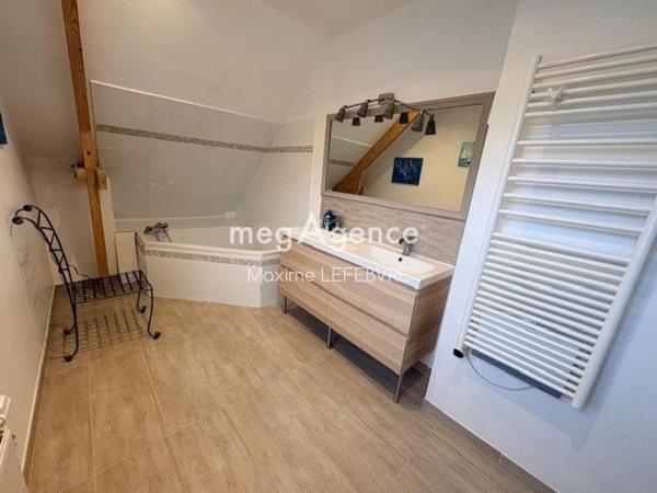 Maison à DOULLENS, 80600 - 5 pièces 194m²