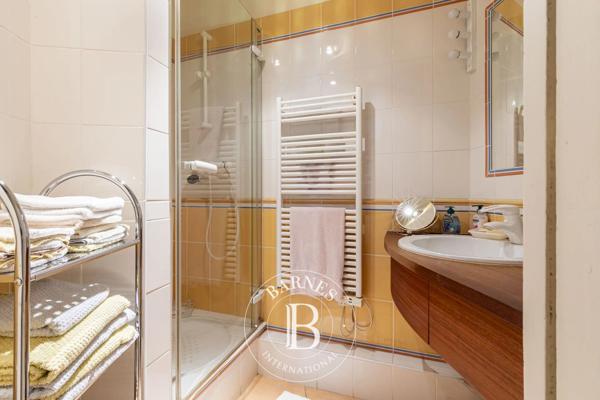 Paris 15ème, Appartement 3 Chambres -  154 m² à vendre