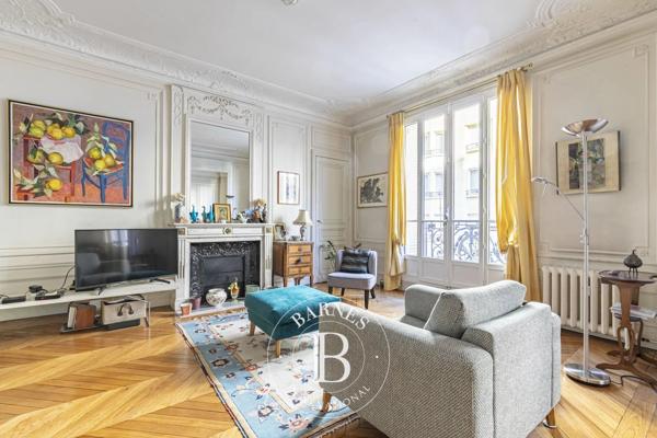Paris 15ème, Appartement 3 Chambres -  154 m² à vendre