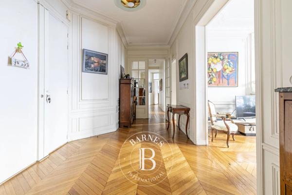 Paris 15ème, Appartement 3 Chambres -  154 m² à vendre