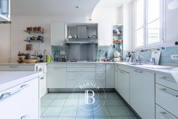 Paris 15ème, Appartement 3 Chambres -  154 m² à vendre