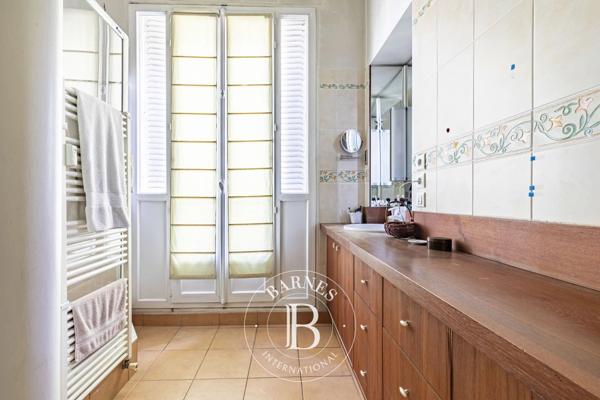 Paris 15ème, Appartement 3 Chambres -  154 m² à vendre